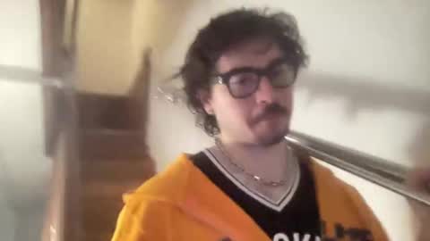 Sugar online show from December 28, 2:43 am