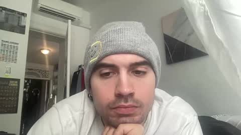 Sugar online show from March 4, 6:18 pm