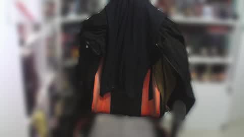 Sumisolatex online show from December 28, 6:08 pm