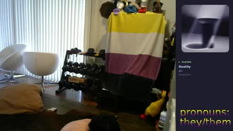 im not actually a man my pronouns are theythem online show from May 15, 7:11 pm