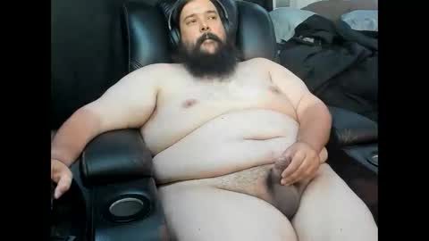 Snapshot of superchubbiguysd chatting on September 9, 4:56 am superchubbiguysd online show from September 9, 4:56 am