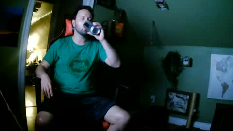 surferdudehere69 online show from July 2, 7:47 am