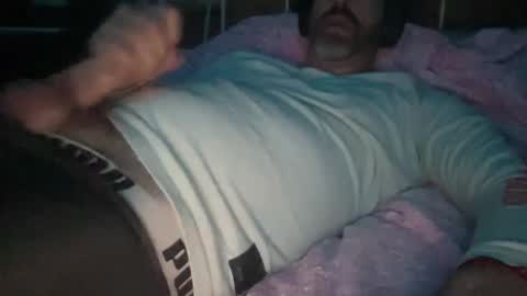 Snapshot of surfguy82 chatting on September 23, 4:01 am SurfGuy82 online show from September 23, 4:01 am