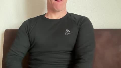 surfstar81 online show from February 20, 9:22 am