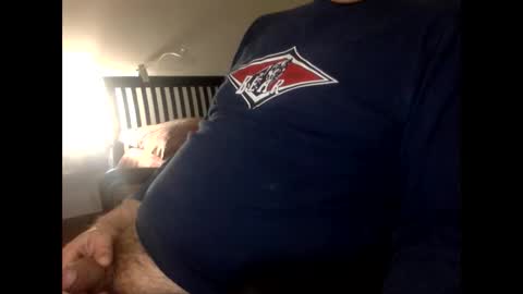 Snapshot of suxgiu chatting on February 21, 7:32 pm DownSoul online show from February 21, 7:32 pm