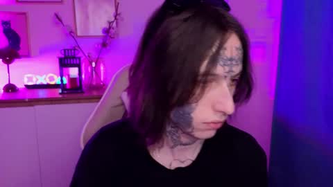 Eric online show from April 22, 4:01 pm