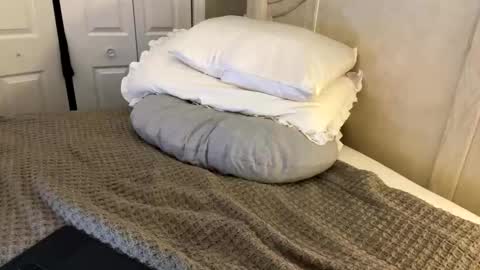 SweetBoi18 online show from December 10, 3:08 am