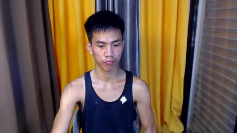 Snapshot of sweetbigcockz chatting on March 7, 4:55 pm sweetbigcockz online show from March 7, 4:55 pm