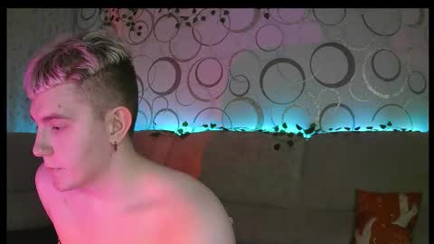 Justin online show from March 29, 7:36 pm