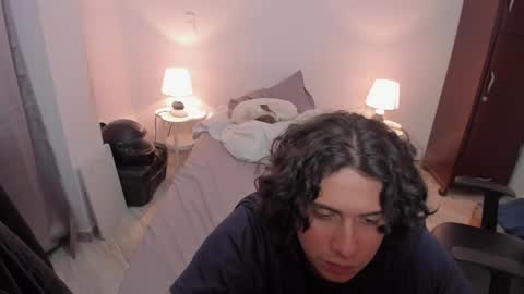 Lian online show from March 28, 8:36 am