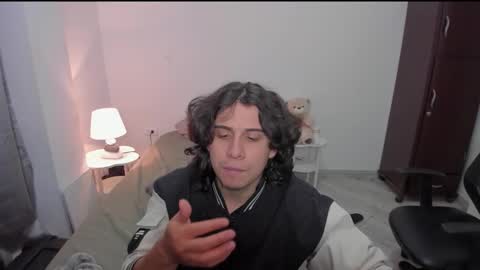 Lian online show from March 23, 1:55 am