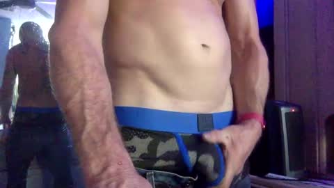 WeAim2PZzz online show from January 28, 1:08 am