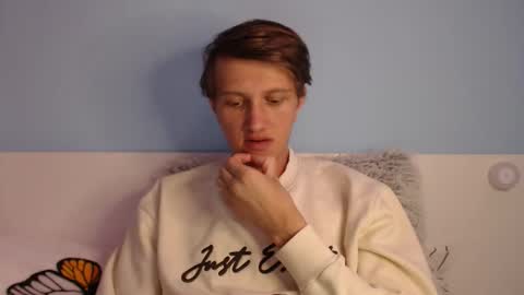 Cat online show from February 6, 5:21 pm