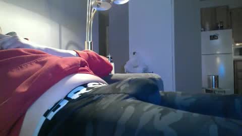 swontguy2025 online show from March 4, 8:24 am