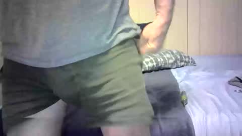 T0ngueuevyway online show from February 24, 3:29 am