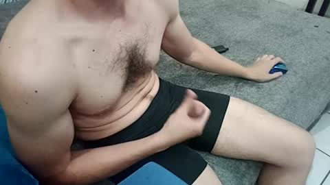 t0ny_cawk online show from December 2, 11:24 am