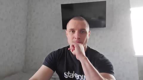 Den online show from April 22, 7:24 am