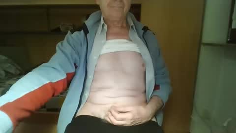 t5519t online show from October 6, 9:19 pm