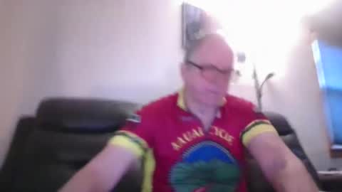 tacrunner66_ online show from March 2, 3:09 pm