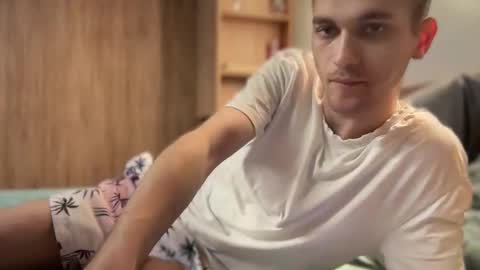 Alex online show from February 20, 9:27 pm