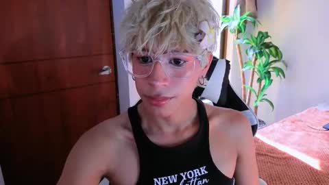 taichi online show from November 3, 7:26 pm