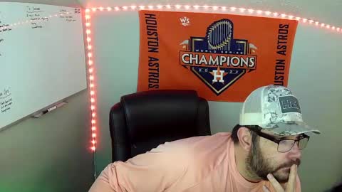 TaintNuzzler online show from January 14, 7:11 pm