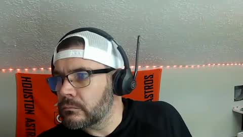 TaintNuzzler online show from February 19, 8:44 am