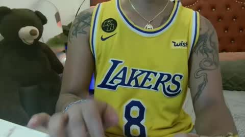 KIM online show from November 11, 11:15 am