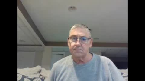 takeitalldown101 online show from February 23, 9:17 am