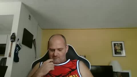 takerlover436295 online show from May 18, 3:49 pm