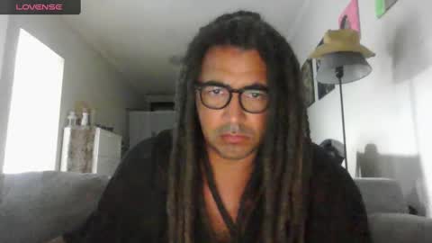 Snapshot of talent_scout_1 chatting on December 31, 10:01 pm Edge Master Flash online show from December 31, 10:01 pm