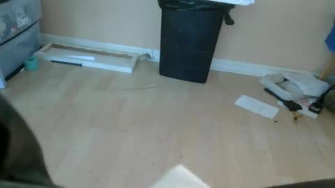 Snapshot of tall47hard chatting on February 25, 8:19 pm tall47hard online show from February 25, 8:19 pm