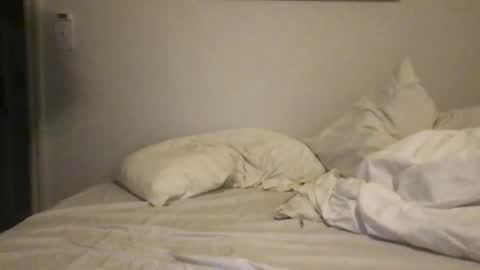 Tallboy online show from November 6, 7:00 am