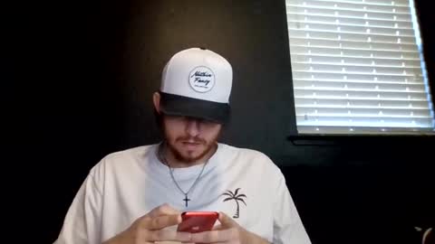 tallhungcloudyy online show from July 6, 3:03 pm
