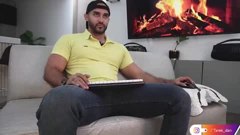 Tarek online show from March 14, 2:07 am