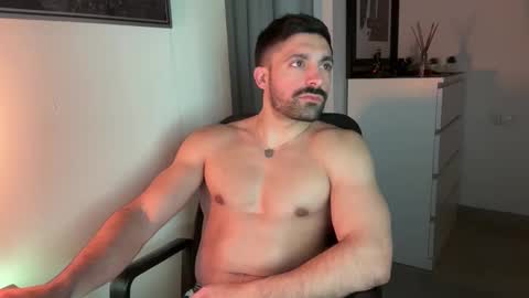 tarquit8 online show from March 2, 9:44 pm