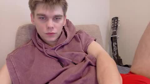 tasteithorny online show from May 13, 7:38 am
