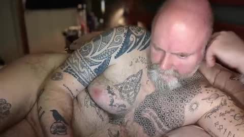 Snapshot of tattooeddilf01 chatting on January 21, 10:19 pm Tattooeddilf 01 online show from January 21, 10:19 pm