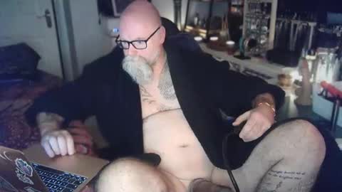 Tattooeddilf 01 online show from November 26, 2:36 am