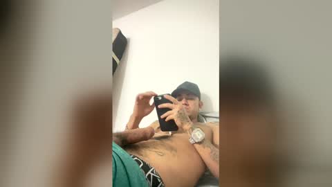 tatuajes777_7777 online show from February 26, 5:14 pm