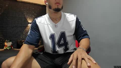  T A U R U S  online show from November 30, 11:23 am