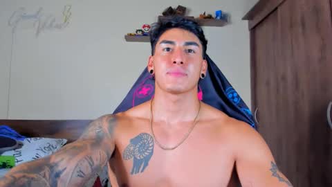 taylor_mclane1 online show from February 2, 7:44 pm