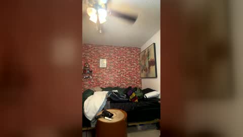 Trevorling online show from February 16, 1:42 pm