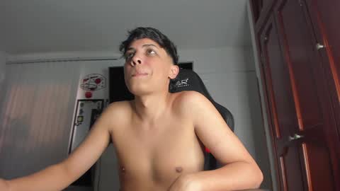 taylorsorf online show from January 13, 10:35 pm