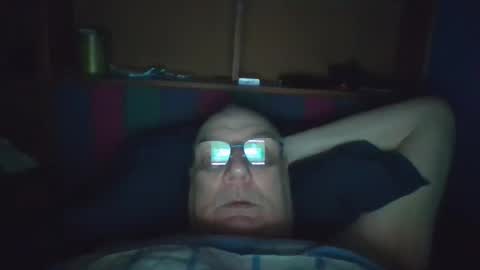 Snapshot of tebb61 chatting on October 20, 6:39 am Mark online show from October 20, 6:39 am