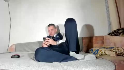 Virg Lszl online show from February 14, 3:29 pm