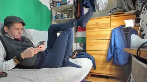 Virg Lszl online show from December 12, 9:48 pm