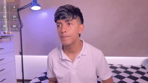 teo browny online show from March 5, 7:10 pm