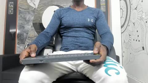 terranze_z online show from February 12, 7:24 pm