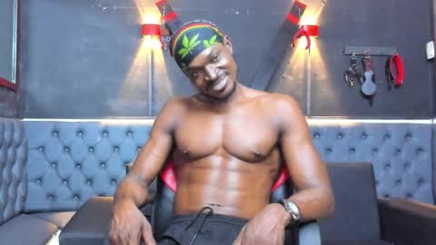 terranze_z online show from January 18, 8:44 pm